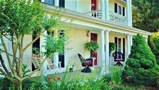 49 Duke St, Granite Falls, NC 28630