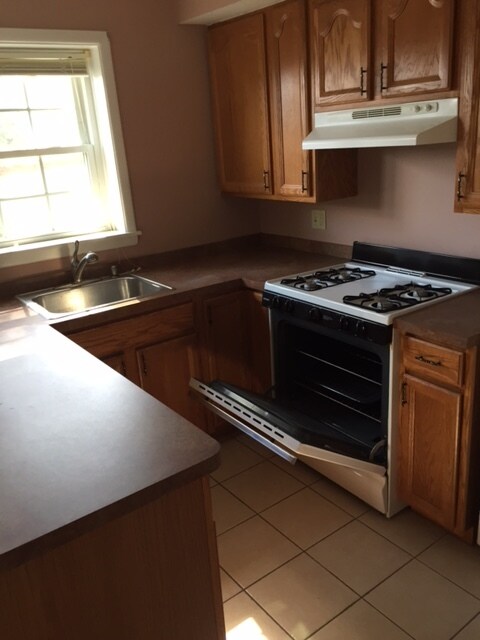 10 Prospect St unit 10C, Deep River, CT 06417 - photo 4