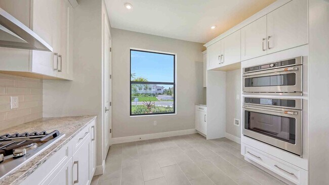 14370 Hammock Oak St, Parrish, FL 34219 - photo 7