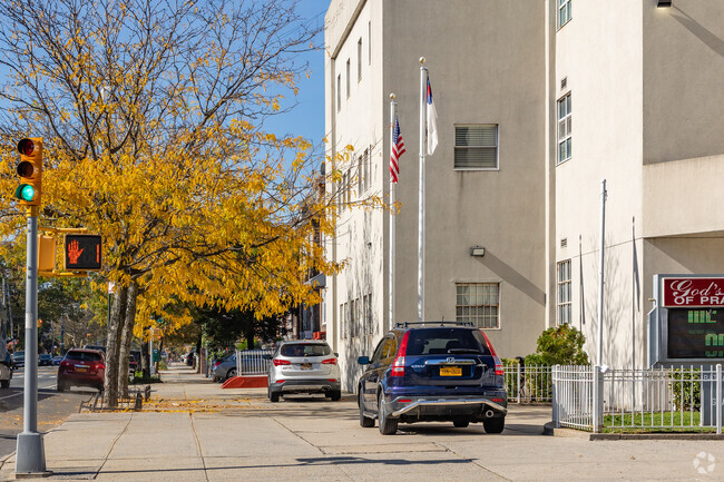 Battalion Christain Academy has a student-teacher ratio of 11 to 1.