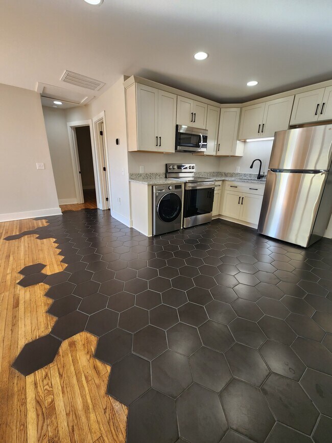 2311 Bull St, Columbia, SC 29201 - photo 2