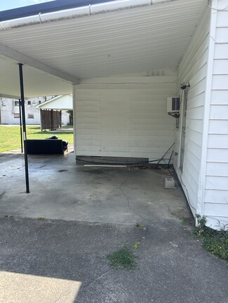 308 N 3rd St Unit 4, Williamsburg, KY 40769