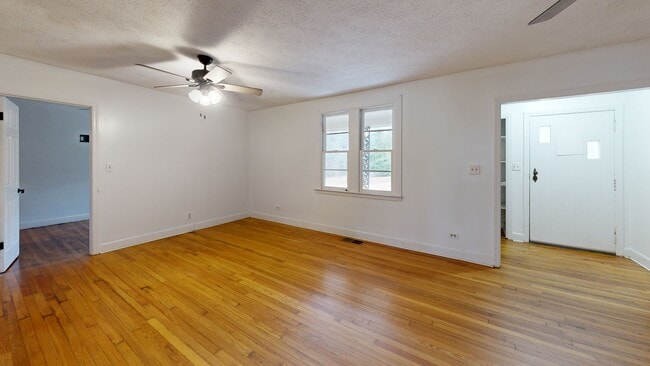 310 Austin Rd, Newnan, GA 30263 - photo 2