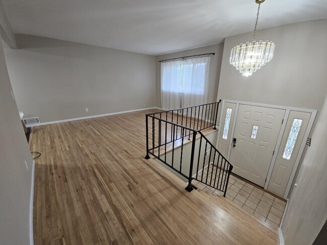 Living Room/Front Entrance