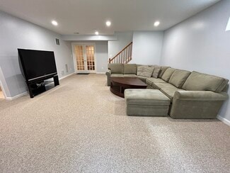 6256 Willowfield Way, Springfield, VA 22150