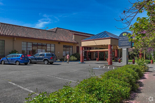 Check out the current events at the Multnomah Arts Center in Multnomah, Portland.