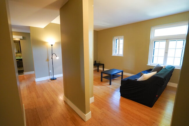 615 Westgate Ave unit C, Saint Louis, MO 63130 - photo 2