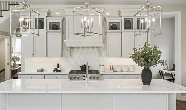 5722 Frederick Dr, Bethlehem, PA 18017 - photo 7