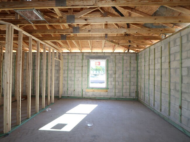 8413 Fox Den Cove, Lakeland, FL 33810 - photo 5