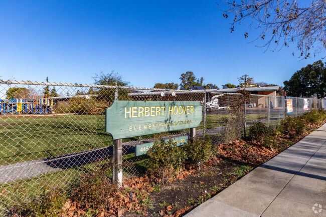 Herbert Hoover Elementary School is a highly rated school in Palo Alto.