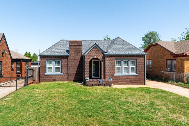 Capitol View residents keep tidy lawns.