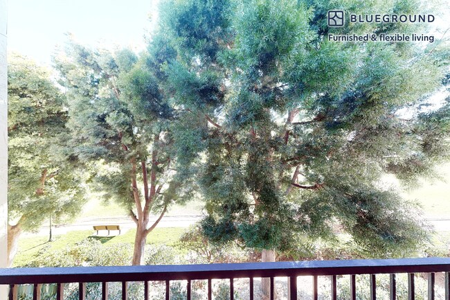 7205 Charmant Dr unit FL1-ID934A, San Diego, CA 92122 - photo 3