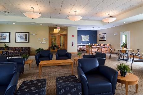 12 Highpoint Cir unit 6-409, Quincy, MA 02169 - photo 2