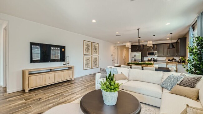 16763 W Charlotte Dr, Surprise, AZ 85387 - photo 6