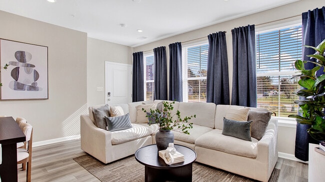 9680 Swallowtail Ln, Manassas, VA 20110 - photo 6