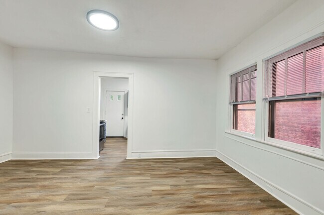 2231 Flora St, Cincinnati, OH 45219 - photo 5