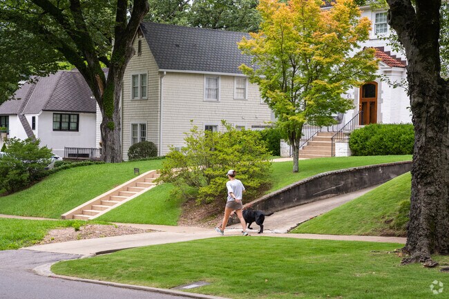 Locals are especially fond of Forest Park’s old-growth trees, and vintage architecture.