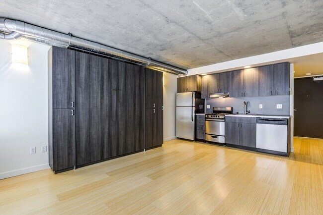 Welcome to Emmons on 3rd: Your Urban Sanctuary in Belltown, Seattle, Seattle, WA 98119 - photo 5