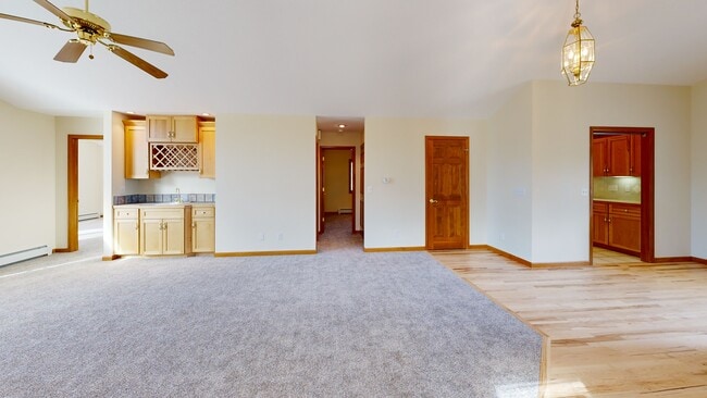683 Cedar Ridge Cir unit 2, Estes Park, CO 80517 - photo 2