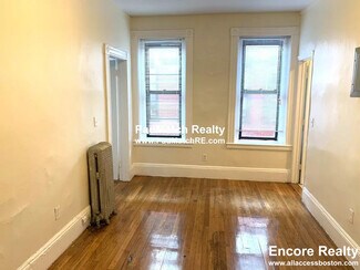 313 Huntington Ave Unit 5B, Boston, MA 02115