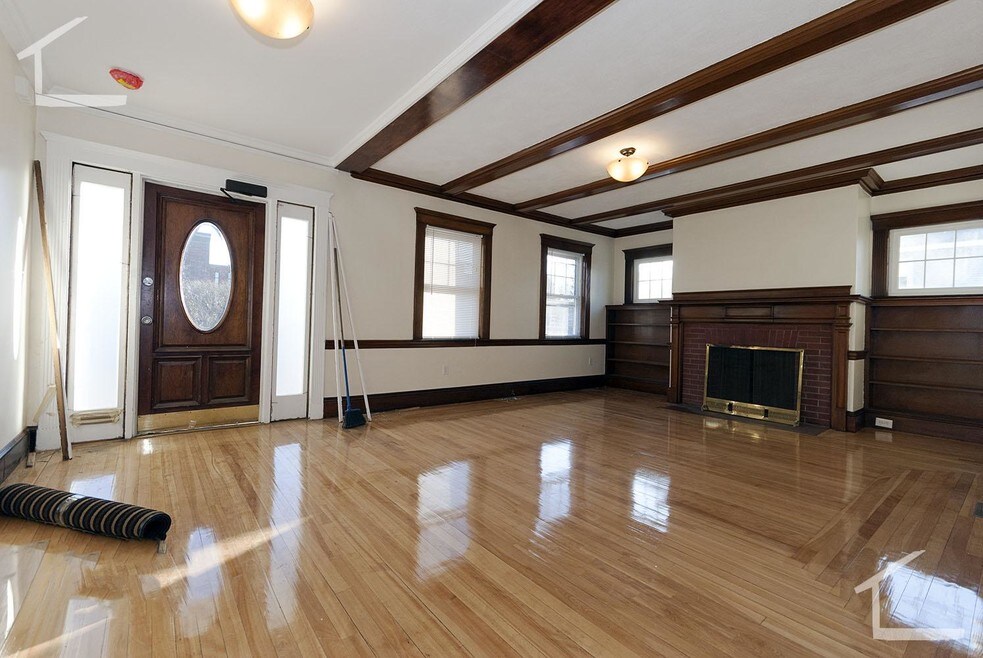 35 Henshaw St unit 1, Boston, MA 02135 - photo 1