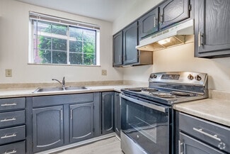 530 Daytona Pkwy, Dayton, OH 45406