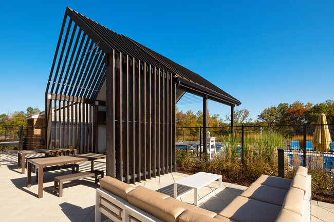 Axiom Cabin Branch, Clarksburg, MD 20871 - photo 4