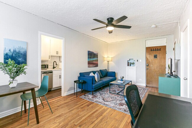 1666 Detroit St unit ID1026255P, Denver, CO 80206 - photo 6