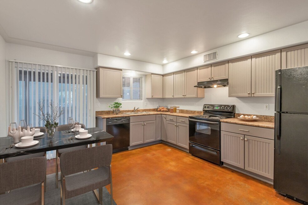 Sahuaro Point Villas - 2326 N 6th Avenue T..., Tucson, AZ 85705 - photo 1