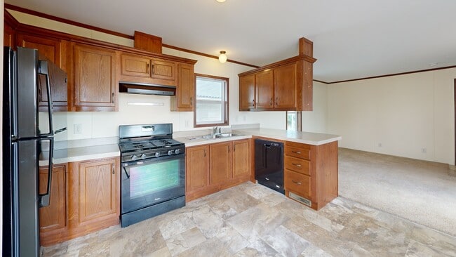 725 W Thornton Ave unit 27, Hemet, CA 92543 - photo 2