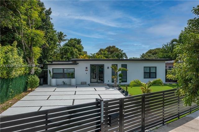 1320 N Biscayne Point Rd, Miami Beach, FL 33141 - photo 3