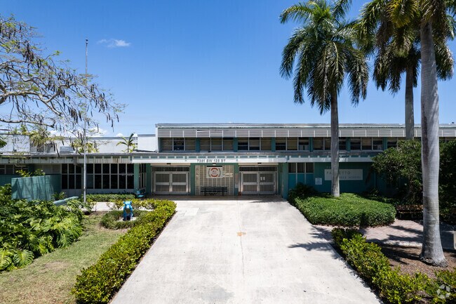 The entrance to Palmetto Middle School is a focal point welcoming students, visitors, and staff.