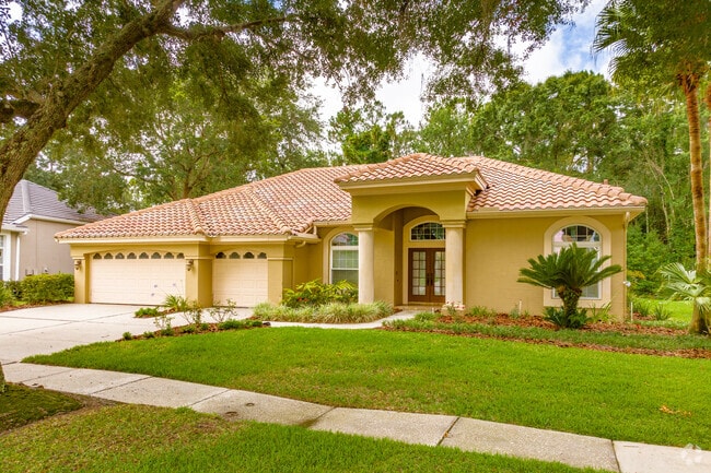 Other homes feature terracotta roofs of the Spanish Mediterranean persuasion in Hunters Green.