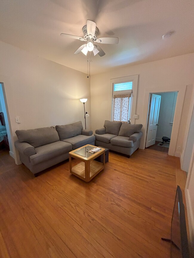 308 W Washington Ave Unit 2, Fairfield, IA 52556