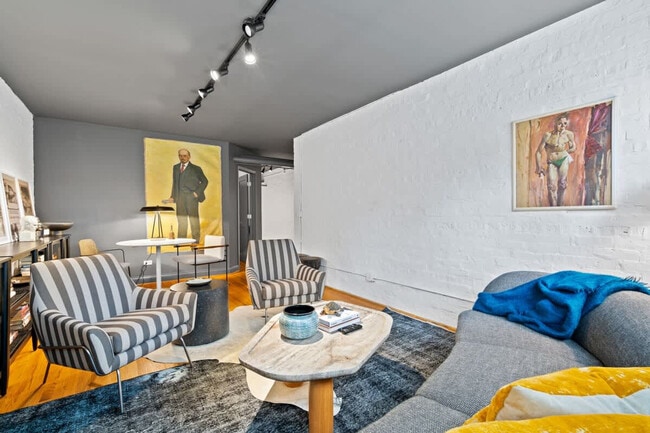 1520 W Berteau Ave unit ID1360092P, Chicago, IL 60613 - photo 3