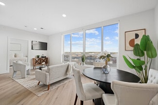 17 Avenue E, Bayonne, NJ 07002