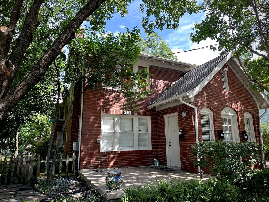 4808 Junius St, Dallas, TX 75246 - photo 1