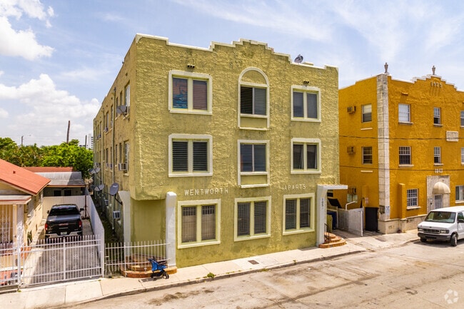 Wentworth Apartments, Miami, FL 33128 - photo 6