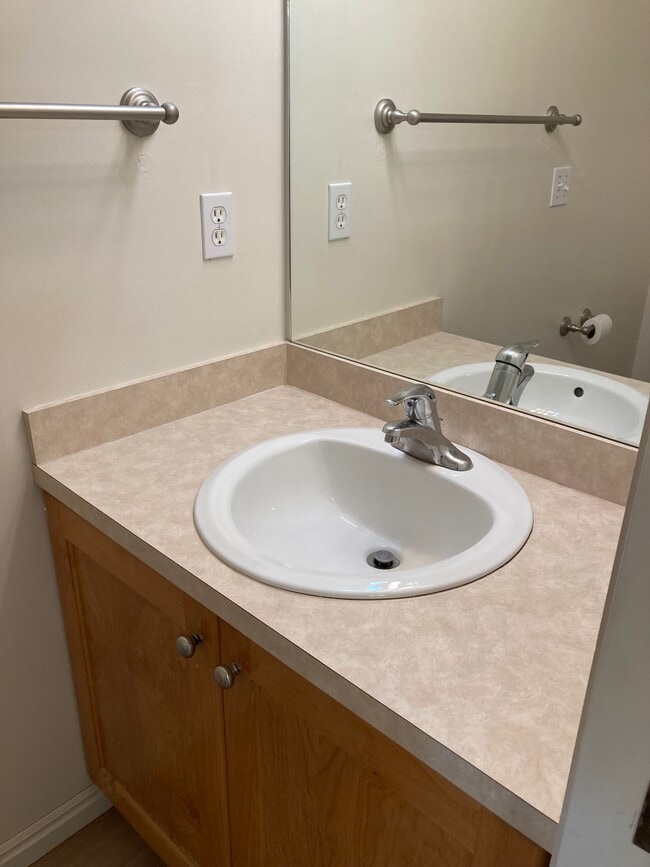 1440 Cobblestone Ln, Ogden, UT 84404 - photo 7