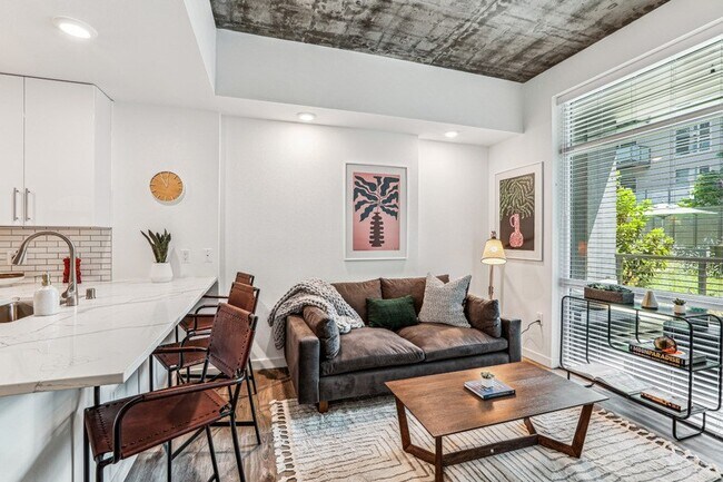 Link Apartments® Four12, Oakland, CA 94607 - photo 3