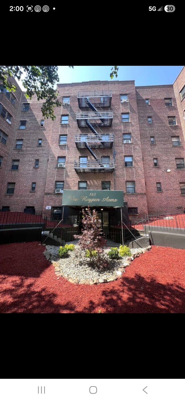 Van Reypen Arms unit 2J, Jersey City, NJ 07306 - photo 4