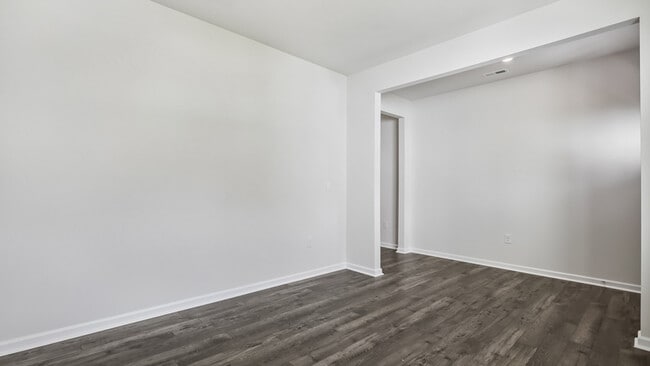 475 Swift Creek Farm Ln, Clayton, NC 27520 - photo 4