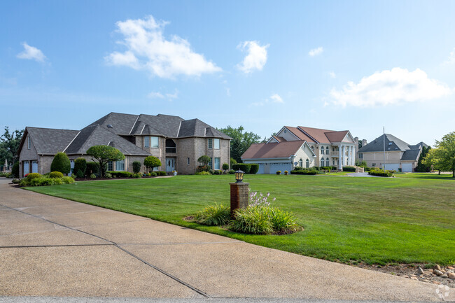 You will find many large custom built homes in the Hastings neighborhood.