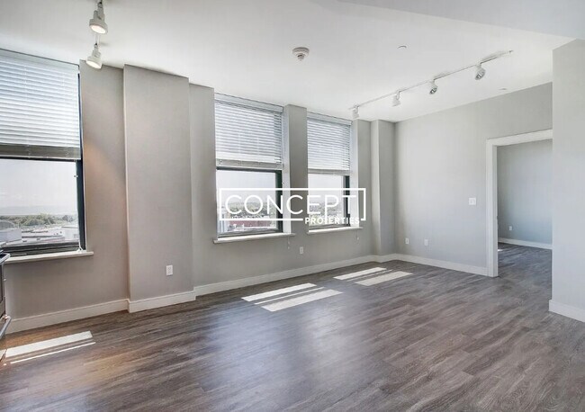 21 Central Ave unit 705, Lynn, MA 01901 - photo 2
