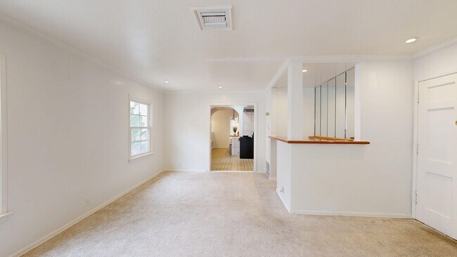 4224 Lyceum Ave, Los Angeles, CA 90066 - photo 2