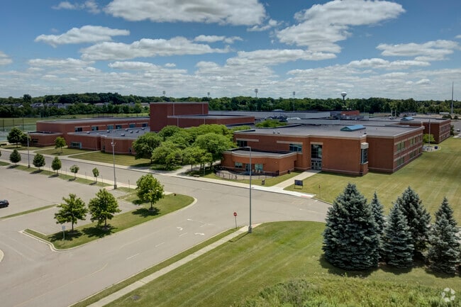 South Lyon High School offers the Lyon neighborhood a dynamic learning environment.