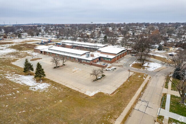 Oak Valley Elementary School is located near Westwood Heights Park.