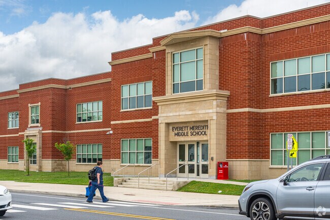 Everett Meredith Middle School has 810 students in grades 6-8.