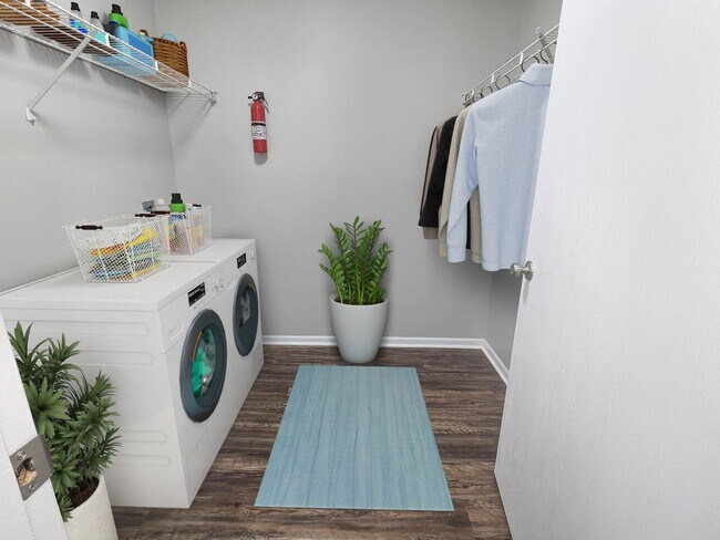 Country Walk Apartments + Townhomes, Mulvane, KS 67110 - photo 4