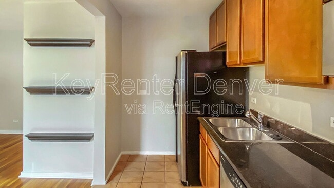 2100 Franklin St unit 14, Denver, CO 80205 - photo 5